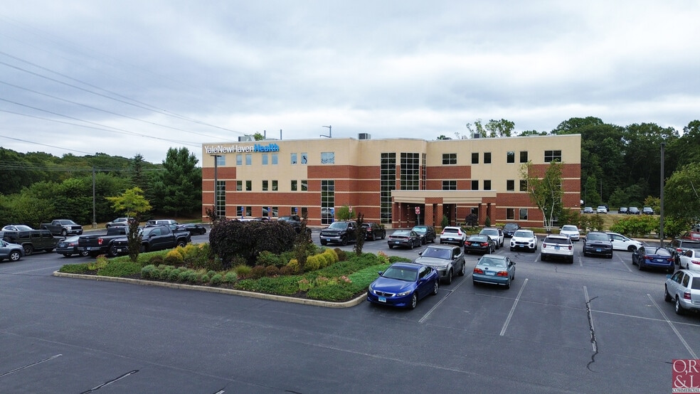 More Photos Of 196 Waterford Pky S, Waterford Medical For Lease