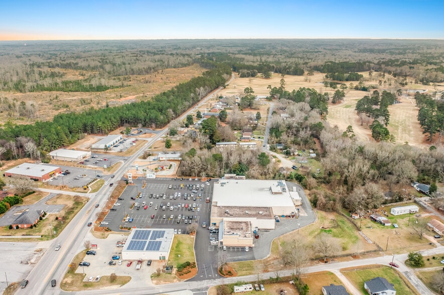 More Photos Of 1730 Airport Rd, Lancaster Unknown For Lease