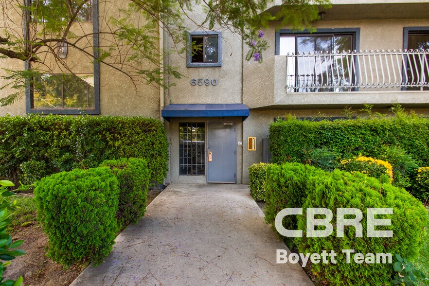 More Photos Of 6590 Hazeltine Ave, Van Nuys Apartments For Sale