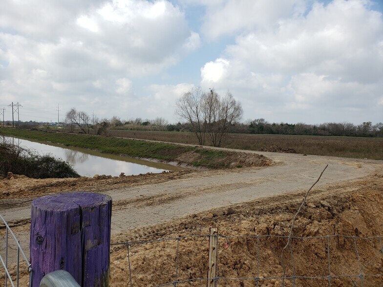 More Photos Of FM 517 @ Future Bay Area Blvd, League City Land For Sale