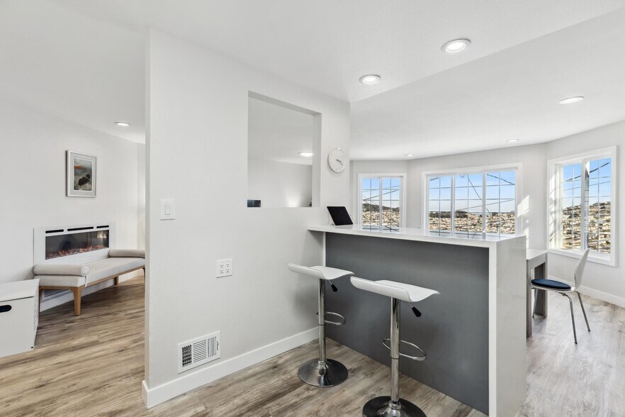 More Photos Of 150 Josiah Ave, San Francisco Apartments For Sale
