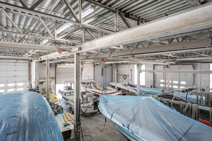 More Photos Of 126 Wilmer Ave, Cincinnati Industrial For Sale