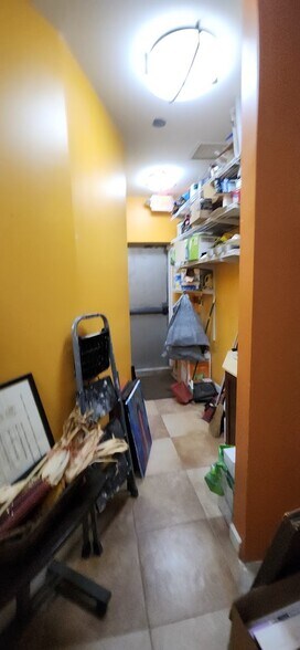 More Photos Of 516 51st St, West New York Office Residential For Lease