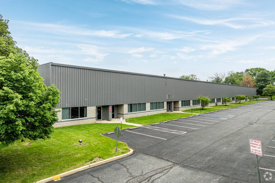 Primary Photo Of 870 Calcon Hook Rd, Sharon Hill Warehouse For Lease