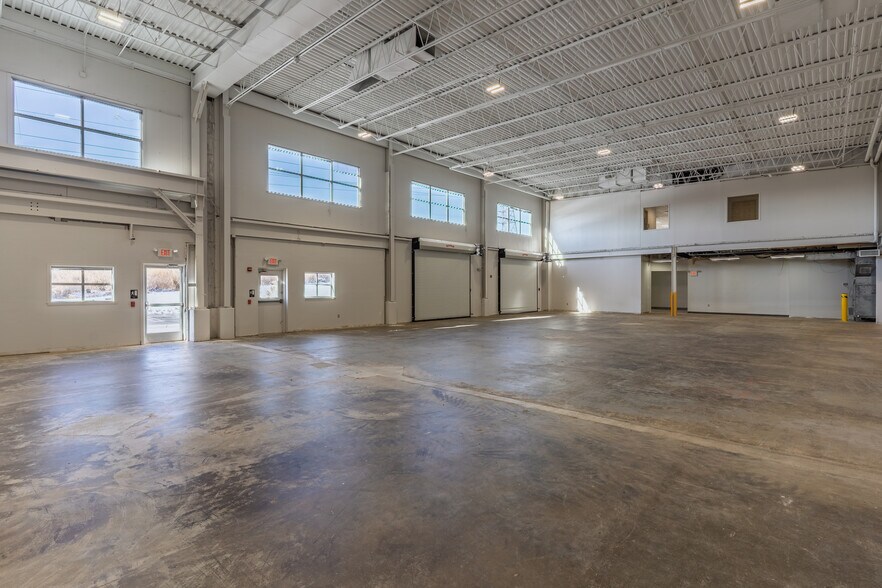 More Photos Of 1850 N Gravers Rd, Plymouth Meeting Distribution For Lease