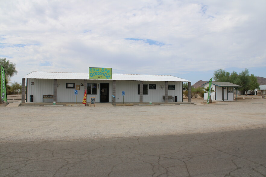 Primary Photo Of 735 W Cowell St, Quartzsite Storefront Retail Office For Sale