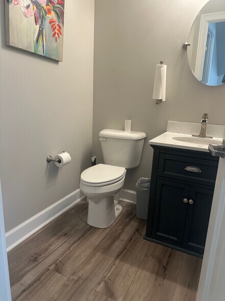 More Photos Of 3006 N Patterson St, Valdosta Office For Sale