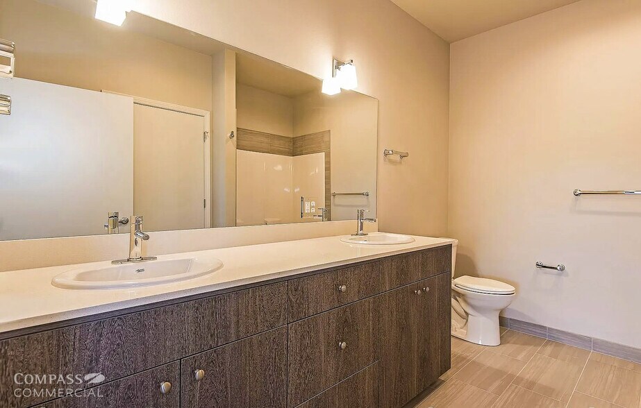 More Photos Of 631 NW Federal St, Bend Storefront Retail Office For Sale