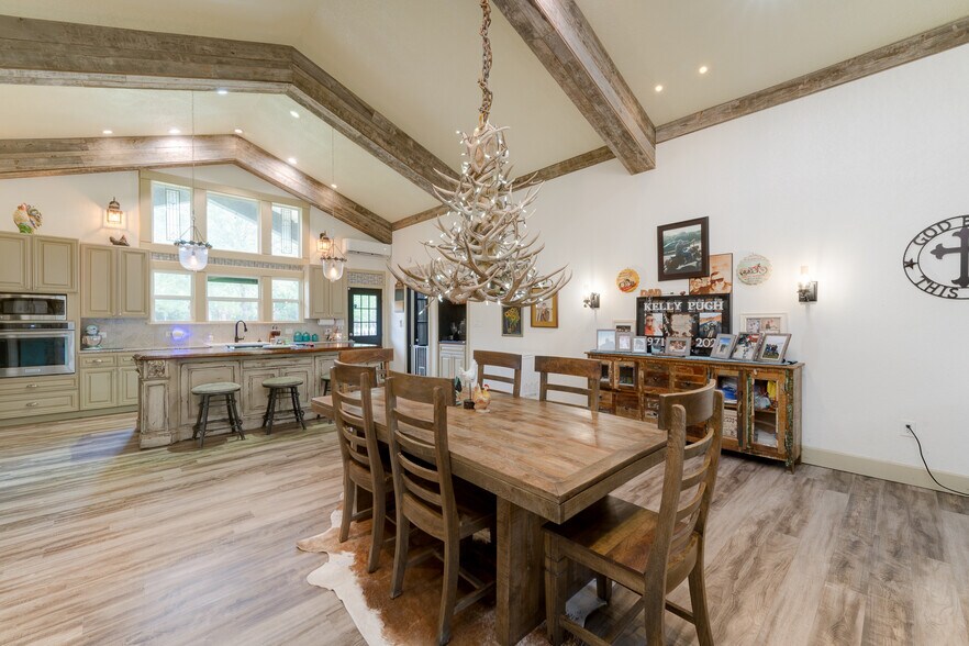 More Photos Of 4388 County Road 197, Alvin Specialty For Sale