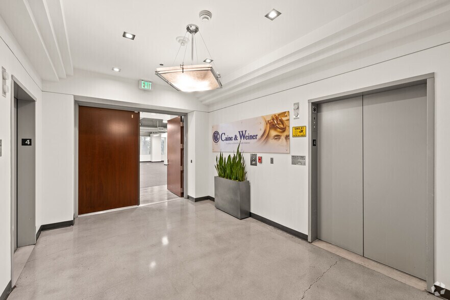 More Photos Of 5805 Sepulveda Blvd, Sherman Oaks Office For Lease