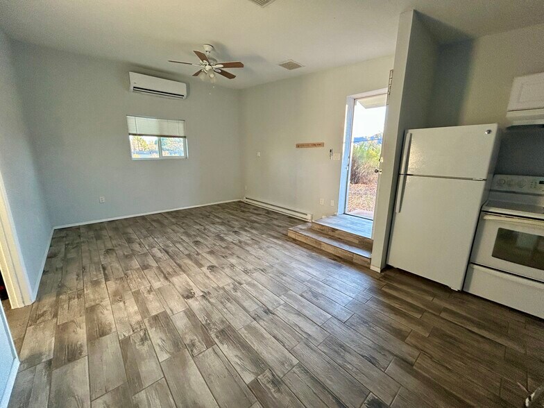 More Photos Of 4234 E Western Dr, Cottonwood Apartments For Sale