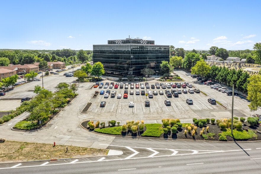 More Photos Of 900 US Highway 9 N, Woodbridge Office For Lease