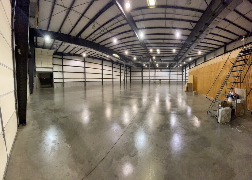 More Photos Of 1159 Cainhoy Rd, Wando Warehouse For Lease