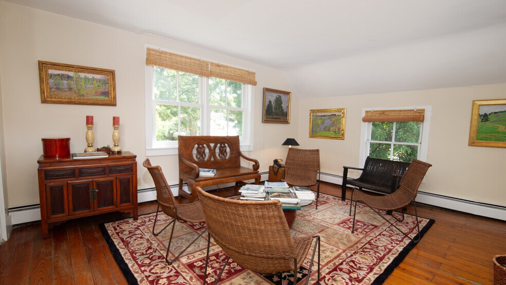 More Photos Of 33 S Harrison St, Easton Office Residential For Sale