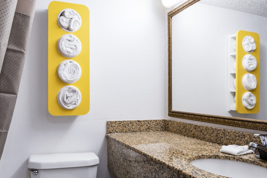 More Photos Of 603 N Marine Blvd, Jacksonville Hotel For Sale