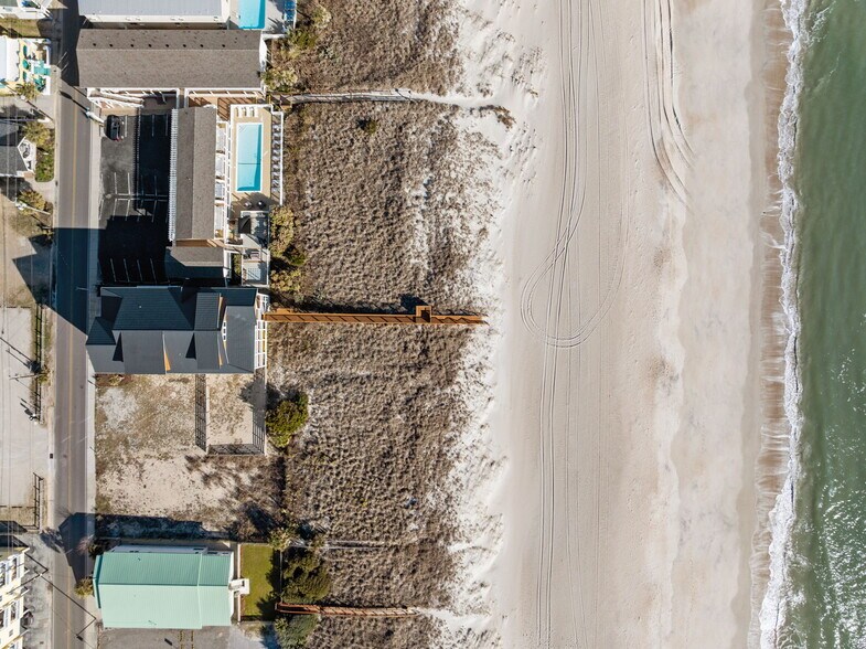 More Photos Of 312 Carolina Beach Ave N, Carolina Beach Office For Sale