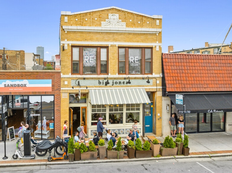 Primary Photo Of , Chicago General Retail For Sale