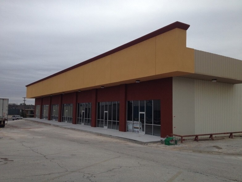 More Photos Of 3315 Sherwood Way, San Angelo Freestanding For Lease