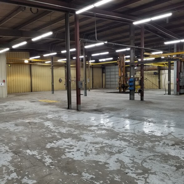 More Photos Of 38 Purple Sage Rd, Rock Springs Industrial For Lease