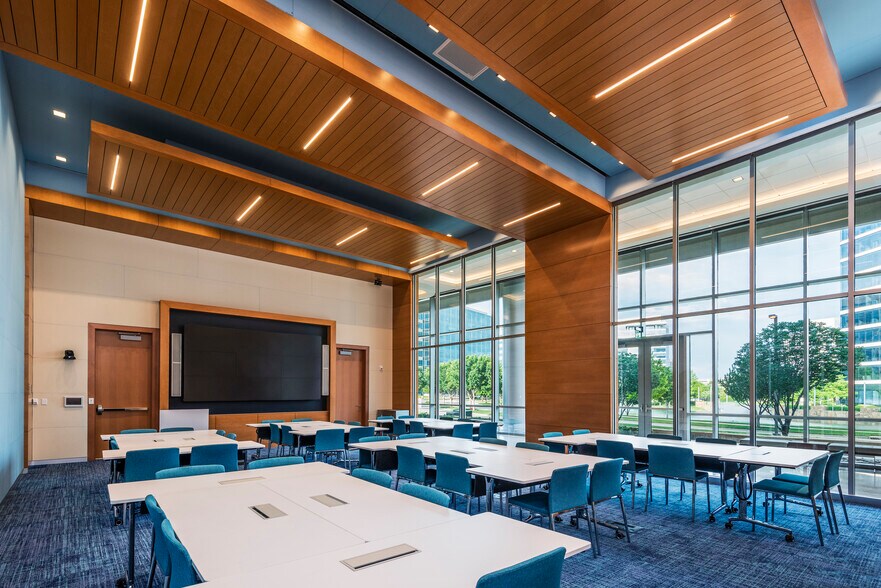 More Photos Of 5600 Granite Pky, Plano Office For Lease