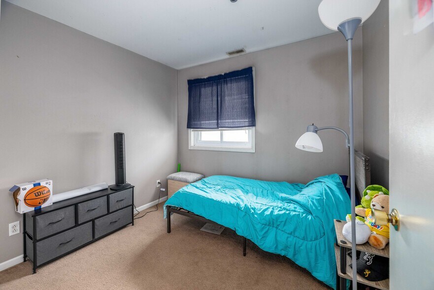 More Photos Of 3 E Division St, Remington Apartments For Sale
