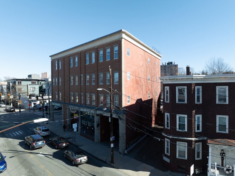 More Photos Of 120 Beacon St, Somerville Office For Lease