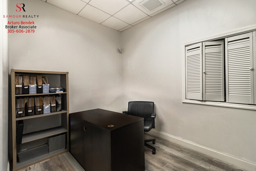 More Photos Of 3317-3347 NW 74th Ave, Miami Warehouse For Sale