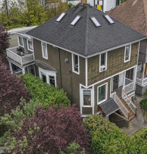 Primary Photo Of 172 16th Ave, Seattle Multifamily For Sale