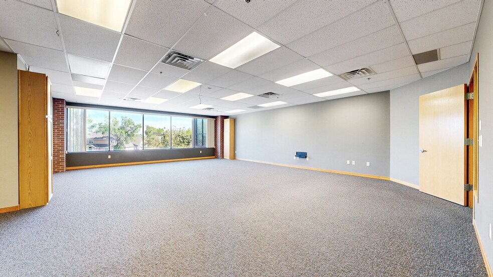 More Photos Of 2695 W Eisenhower Blvd, Loveland Office For Lease