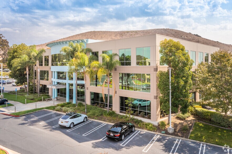 More Photos Of 903 Calle Amanecer, San Clemente Office For Lease