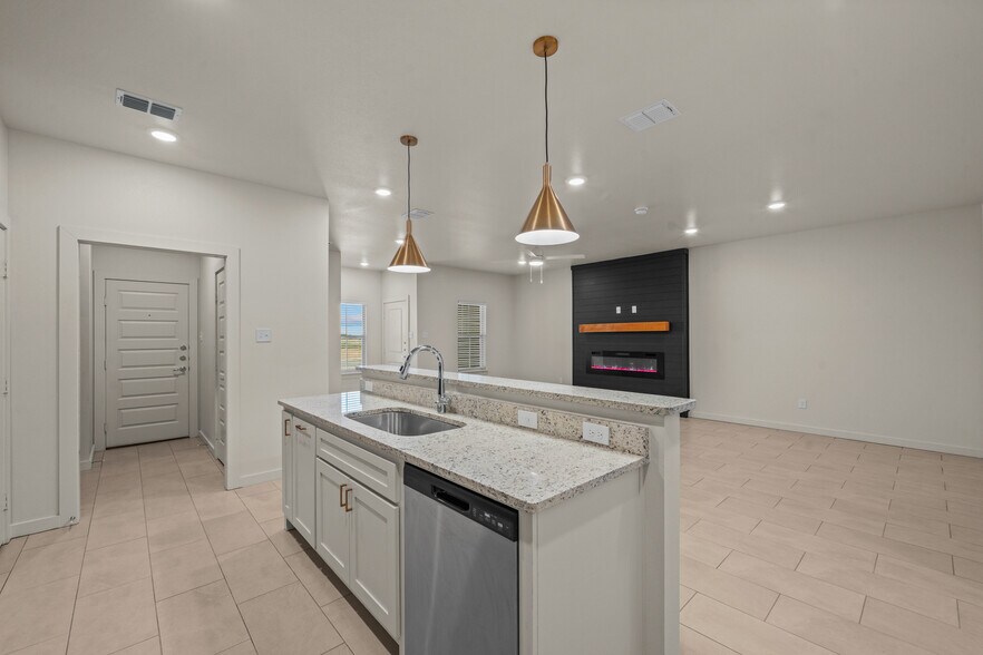 More Photos Of 7030-7036 41st st, Lubbock Apartments For Sale
