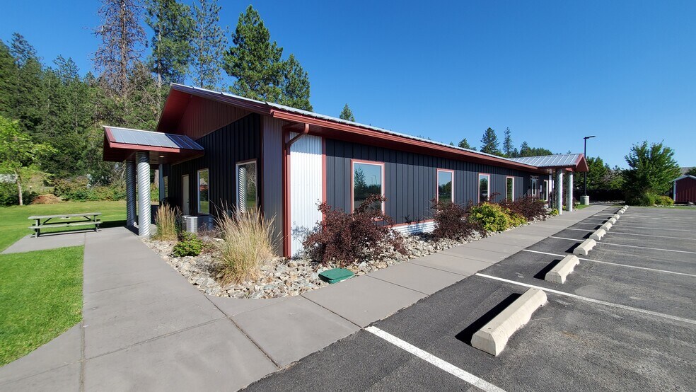 More Photos Of 15223 N Government Way, Hayden Warehouse For Sale