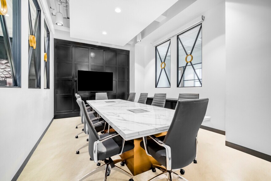 More Photos Of 600 Massachusetts Ave NW, Washington Coworking Space