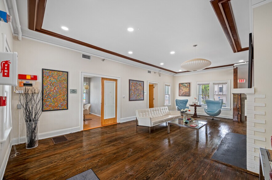 More Photos Of 2901 1st Ave N, Saint Petersburg Medical For Lease