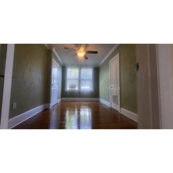 More Photos Of 519 S Ridgewood Ave, Daytona Beach Office For Sale