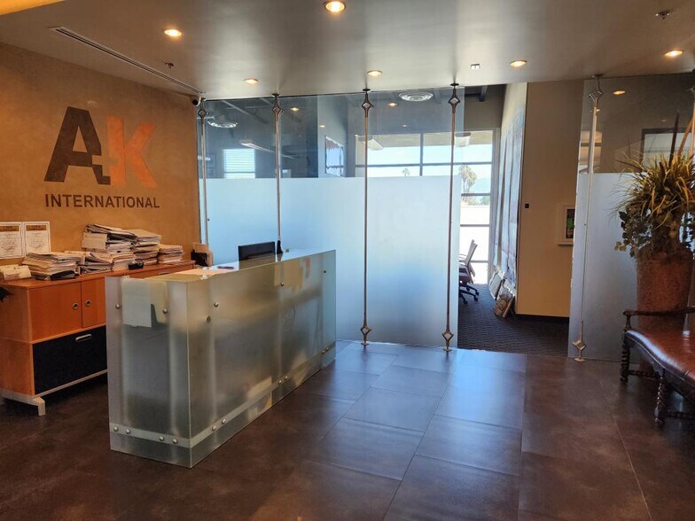 More Photos Of 14738 Pipeline Ave, Chino Hills Office For Lease