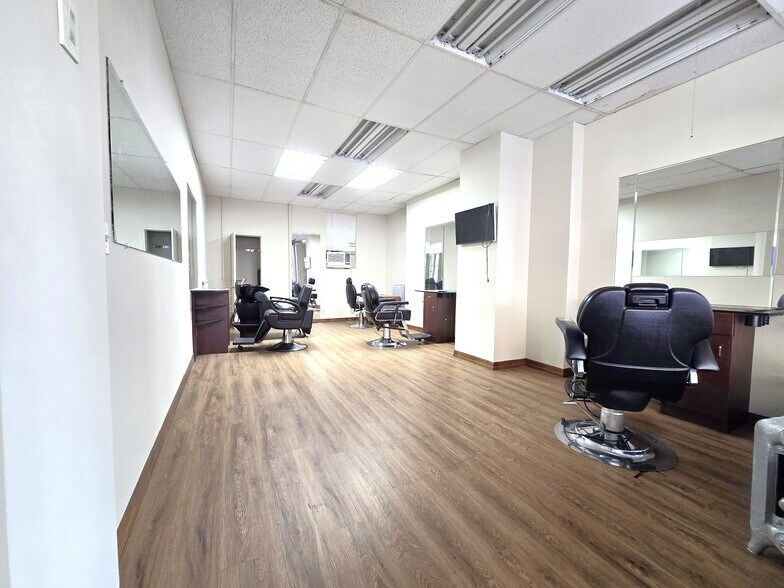 More Photos Of 32-20 34th Ave, Astoria Apartments For Lease