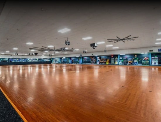More Photos Of 1007 S Century St, Springdale Skating Rink For Sale