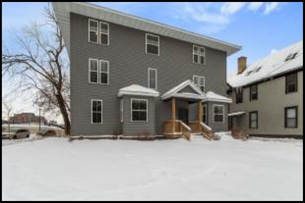 More Photos Of 814 6th St SE, Minneapolis Apartments For Sale