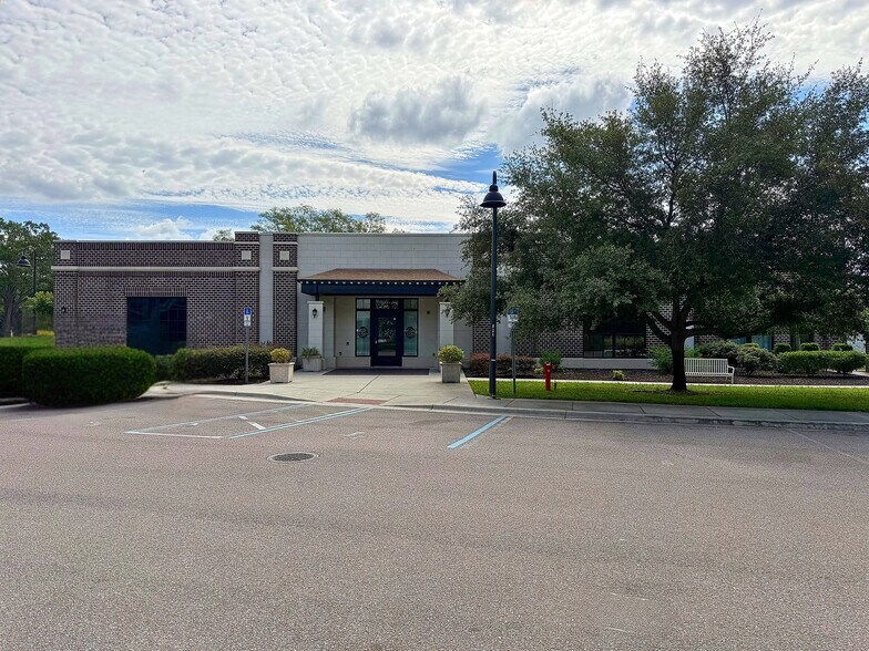 Primary Photo Of 720 Currency Cir, Lake Mary Freestanding For Sale