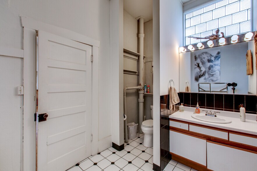 More Photos Of 2101-2111 W 29th Ave, Denver Loft Creative Space For Sale