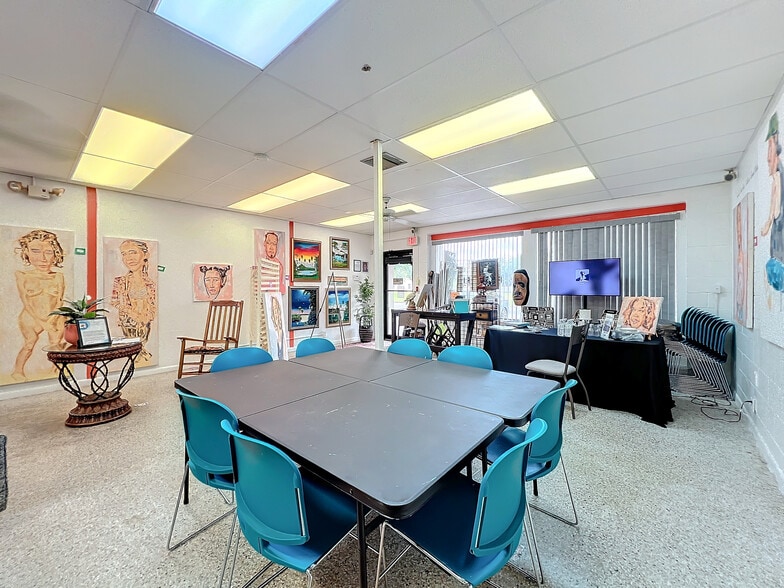 More Photos Of 2553-2565 Park Dr, Sanford Freestanding For Sale