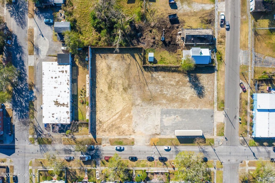 More Photos Of 1102 Chestnut St, Wilmington Land For Sale