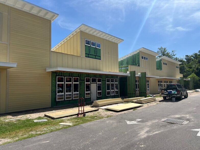 More Photos Of 3220 Amelia Rd, Fernandina Beach Office For Lease