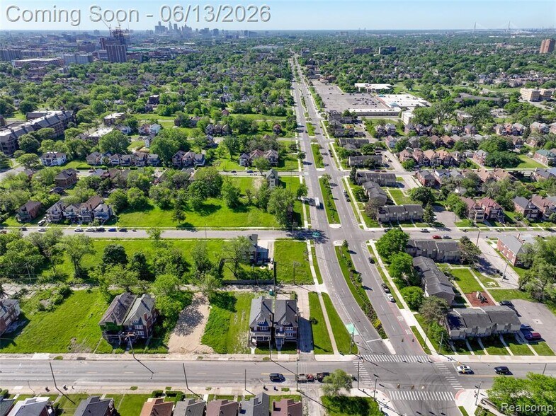 More Photos Of 1735 Clairmount St, Detroit Apartments For Sale