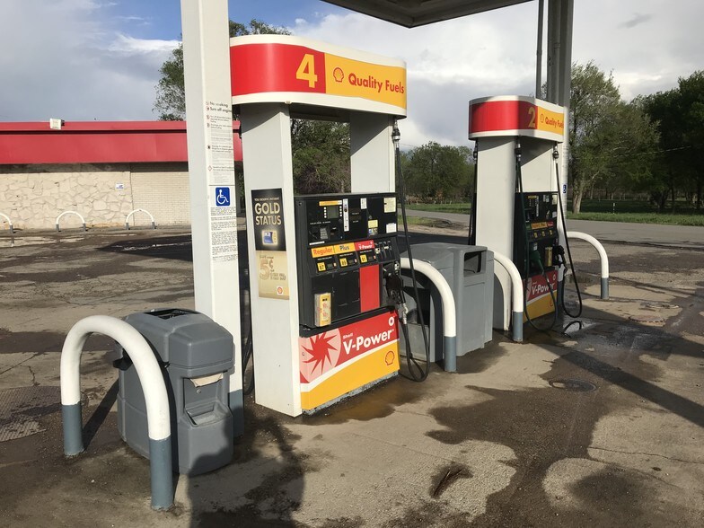 More Photos Of 524 S Main St, Newkirk Service Station For Sale