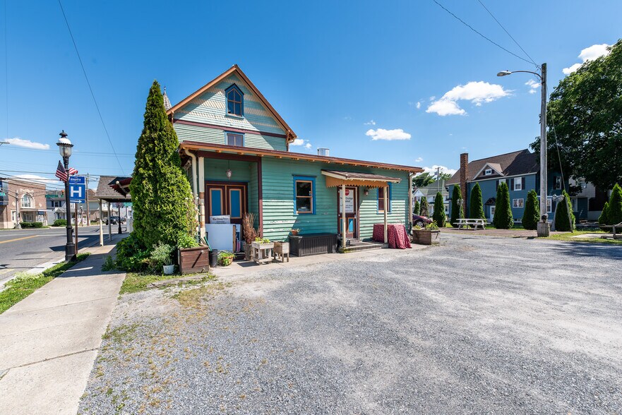 More Photos Of 55 Chestnut St, Elmer Convenience Store For Sale