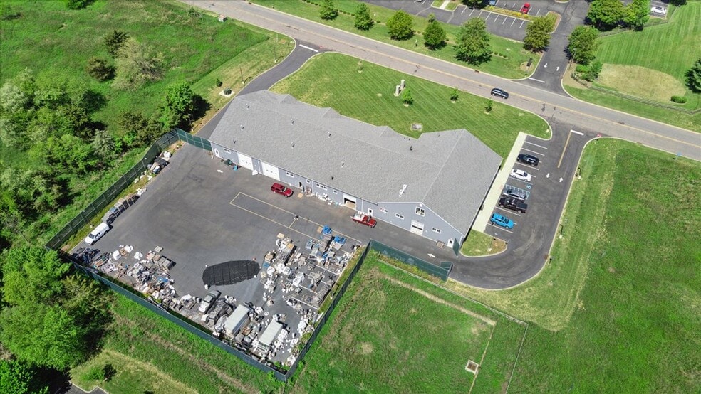 More Photos Of 22 Royal Rd, Flemington Industrial For Sale