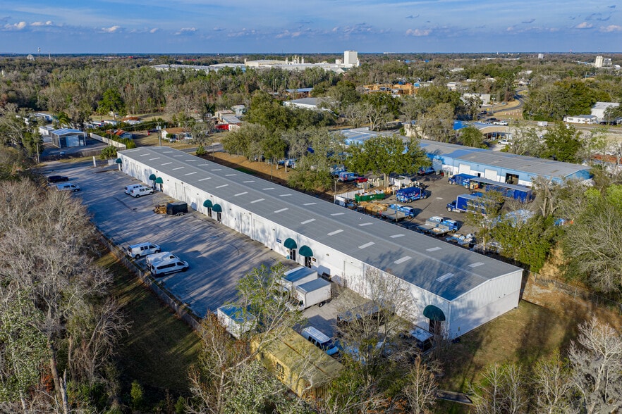 More Photos Of 2711 Airport Rd, Plant City Industrial For Sale
