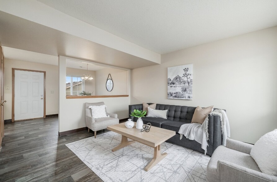 More Photos Of 4601 E 3RD St, Sioux Falls Apartments For Sale